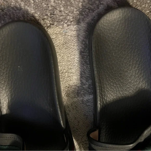 Gucci Slides - Picture 3 of 4